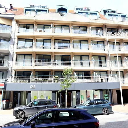 דירה In Near The Marina *